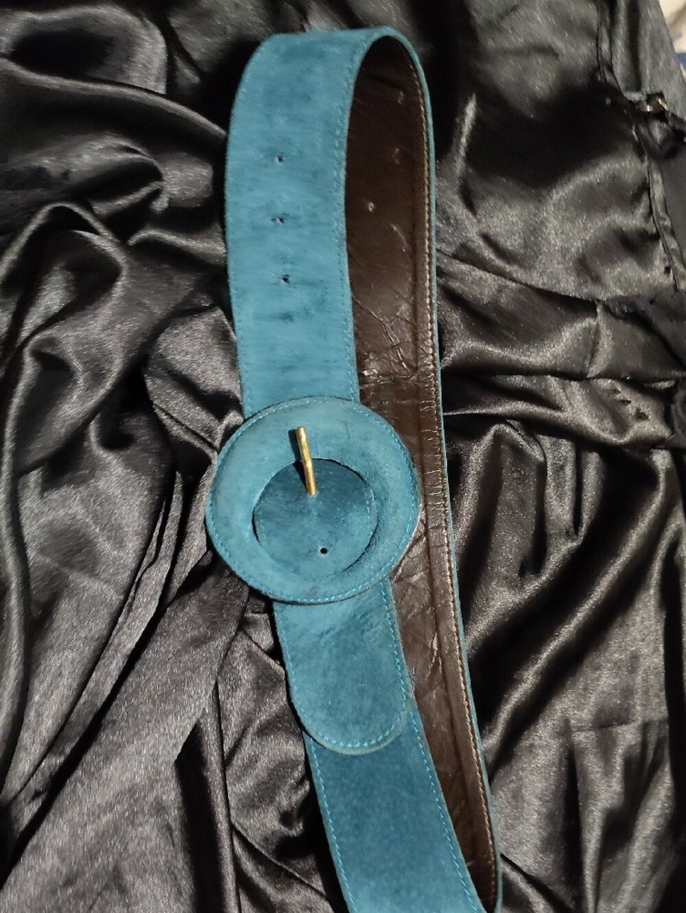 Vintage Yves Saint Laurent Teal Suede Round-Buckle Belt - Picture 3 of 9